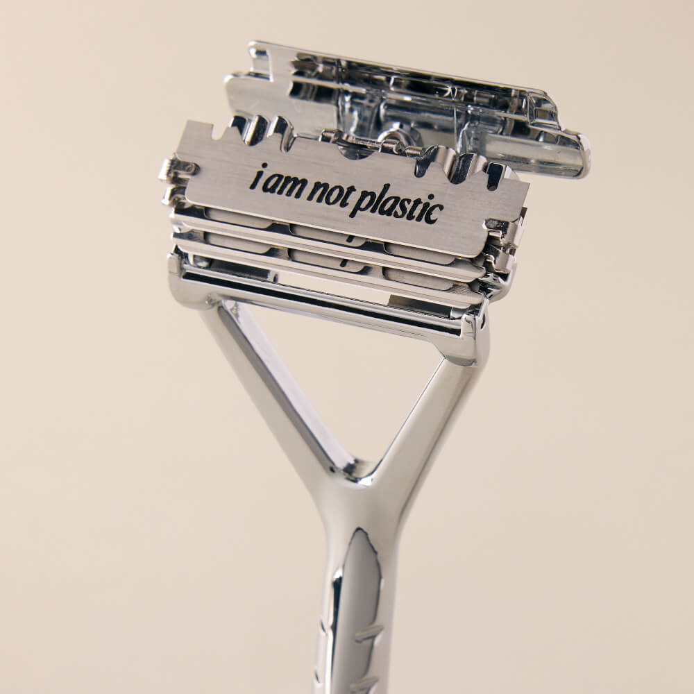 A closeup of the leaf razor in chrome with an open head