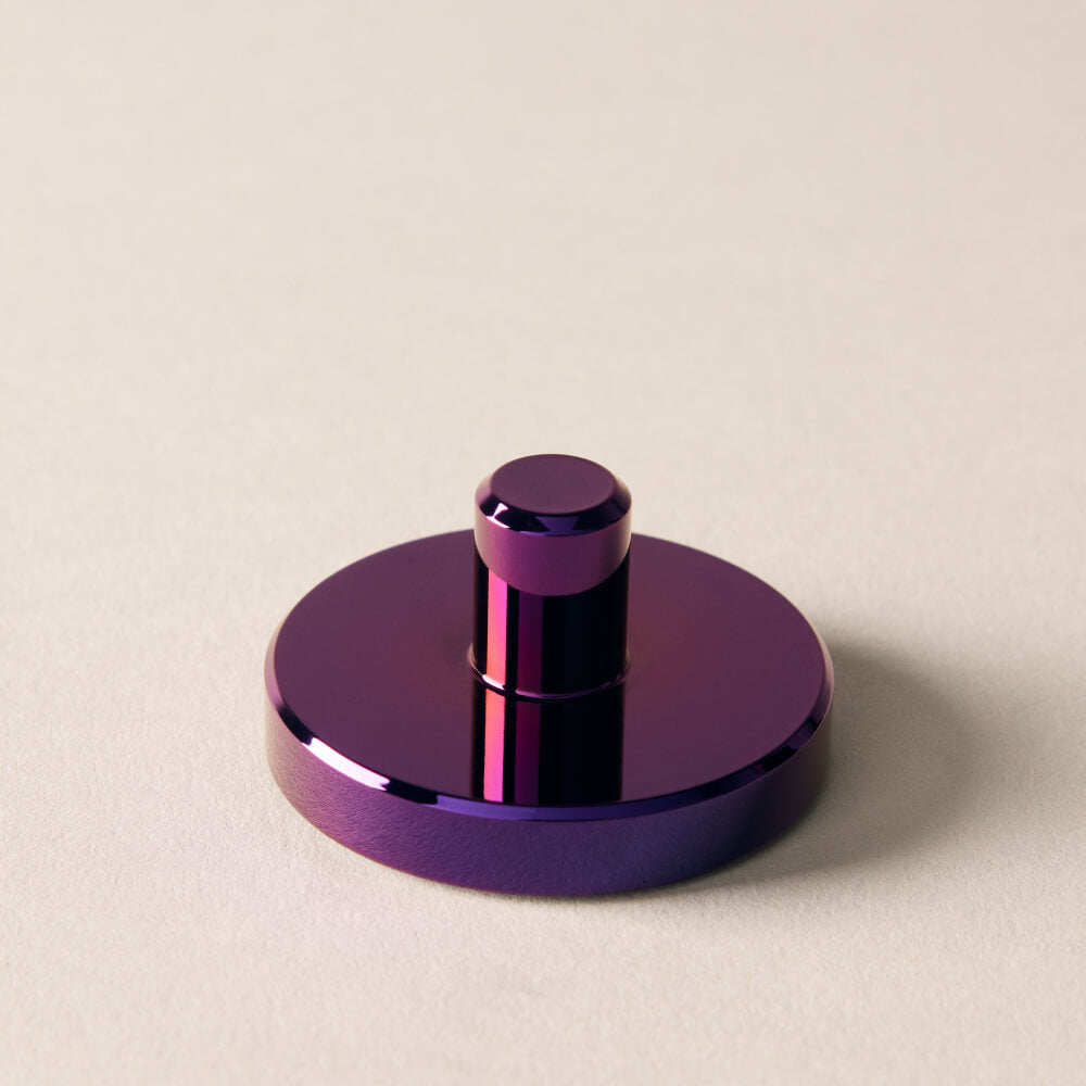 A fig single edge razor stand